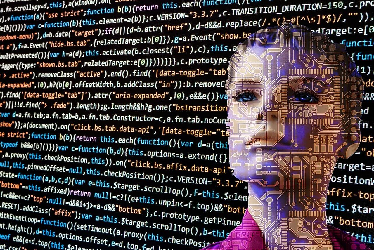 Imagen de un código informático frente a un robot de IA
